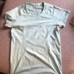Lululemon swiftly tech t shirt (mint green)